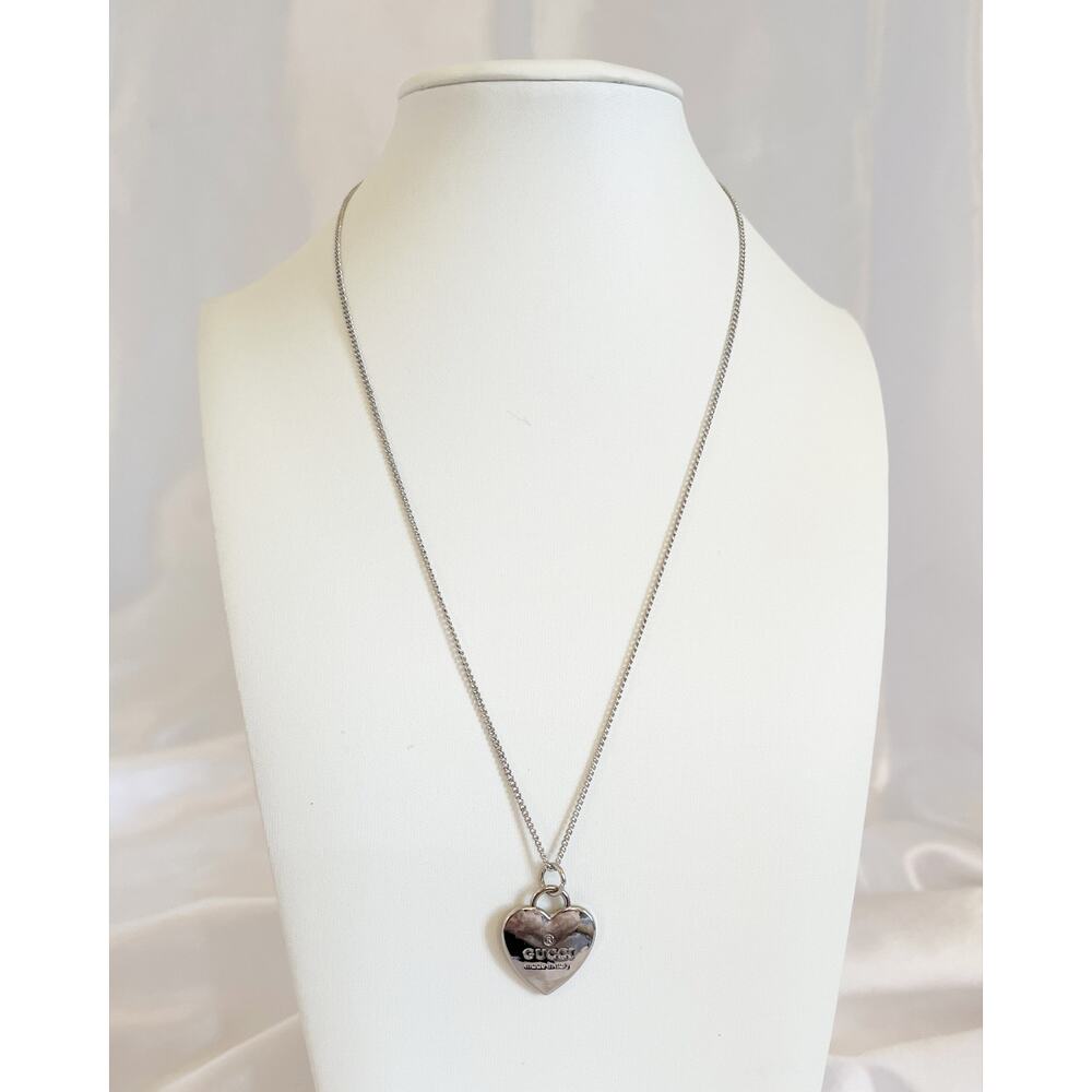 GUCCI Trademark Heart Charm Zipper Pull Pendant Necklace Sterling Silver - Picture 4 of 11